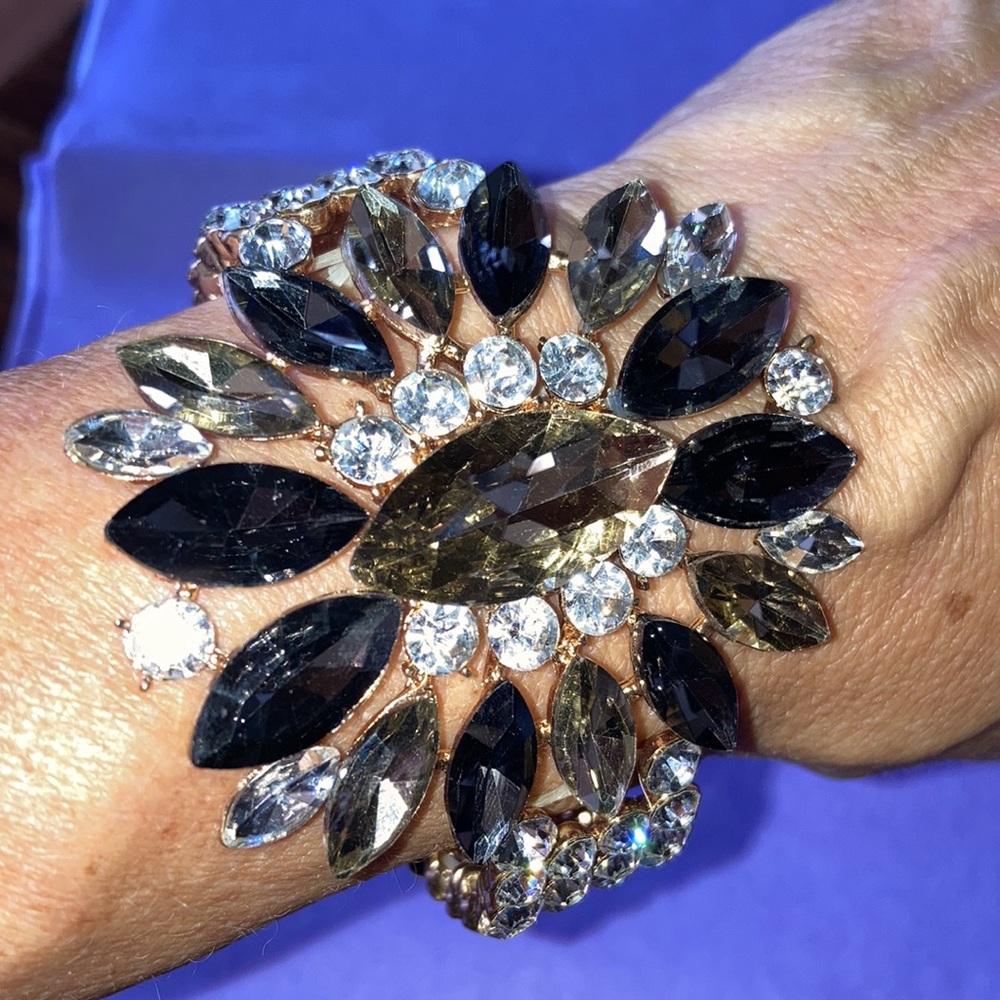 WRIST Corsage bracelet